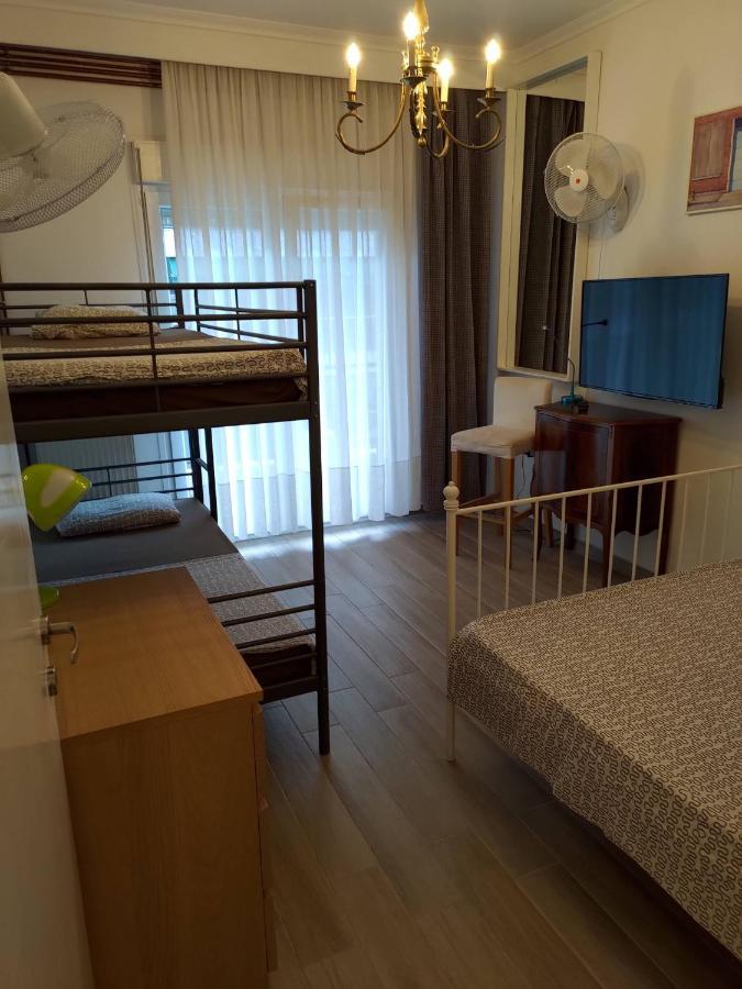 Promenade Apartment With Sea View Thessaloniki Exterior photo